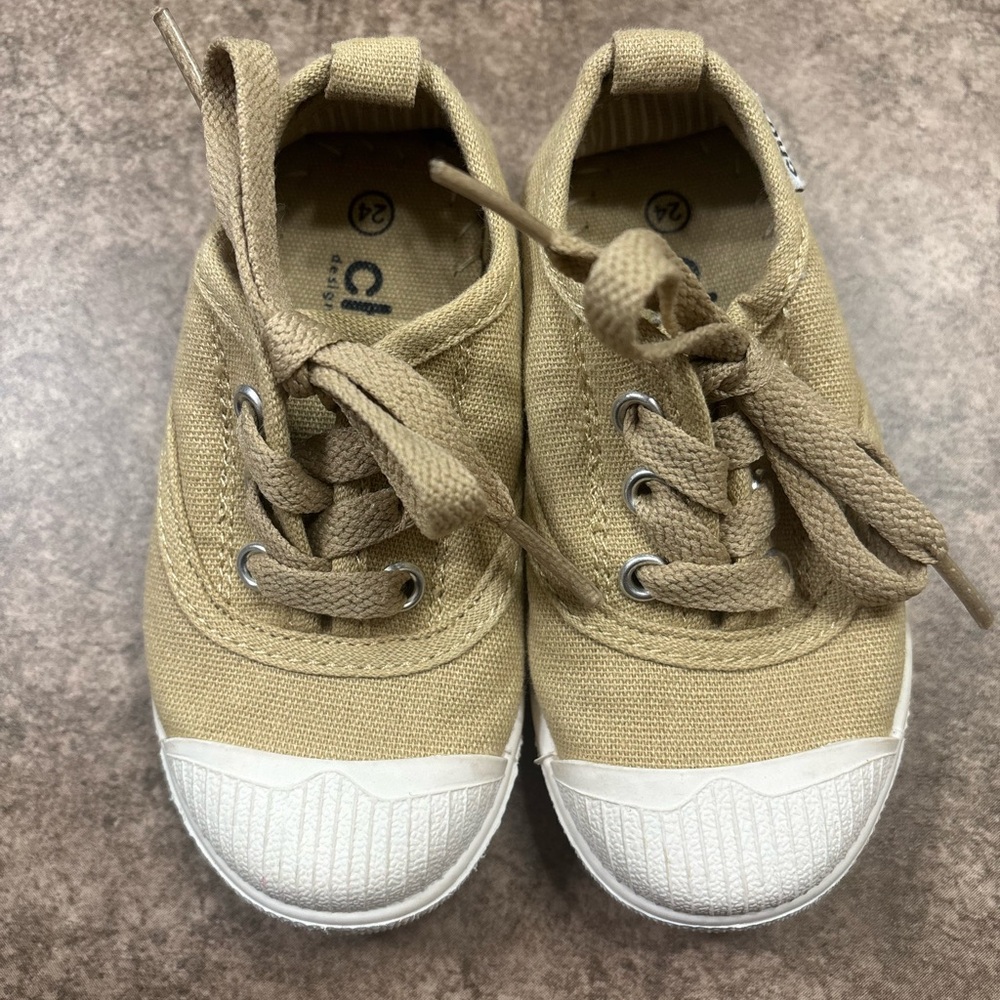 Chus Dylan Khaki size 24 (7.5)